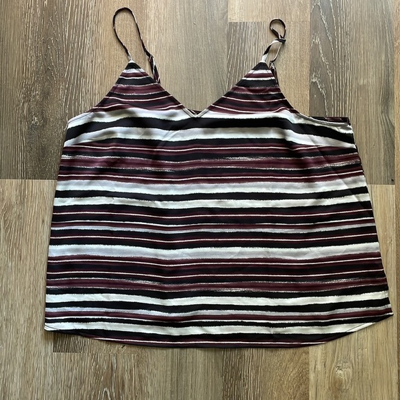 🌟5 for $25🌟 NWOT Halogen Striped V neck Spaghetti Strap camisole Tank Top - Picture 2 of 4